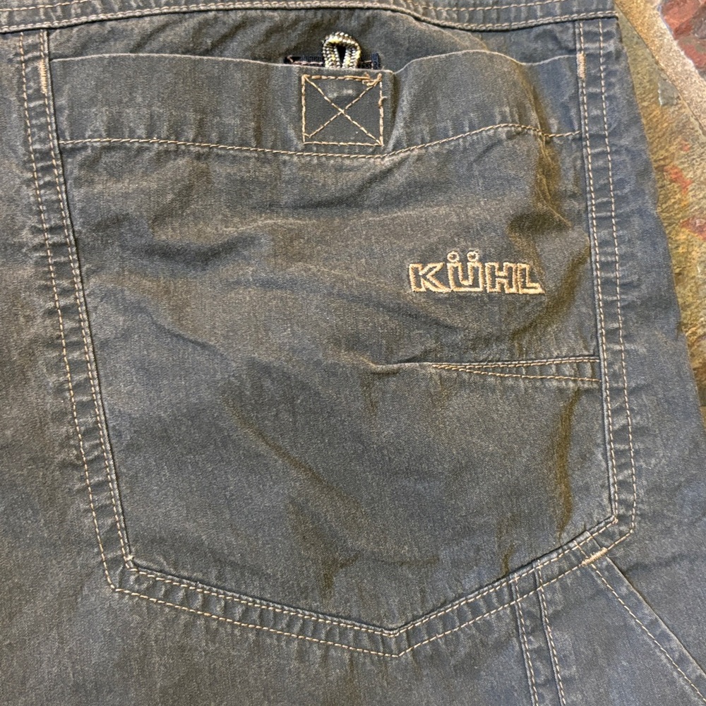 Kuhl Cargo Shorts - Picture 4 of 10